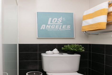 Photo of property in 96 On Symonds Apartments, 402/96 Symonds Street, Grafton, Auckland, 1010