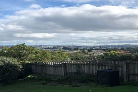 Photo of property in 19c Te Anau Place, Pakuranga Heights, Auckland, 2010