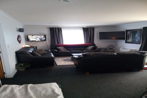 Photo of property in 140 Arawhata Road, Paraparaumu, 5032