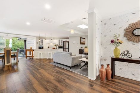 Photo of property in 4 Cooper Crescent, Cambridge, 3434