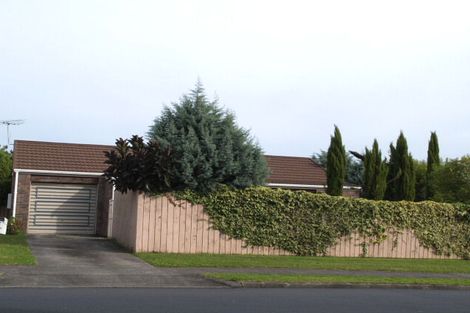 Photo of property in 2/111 Whitford Road, Somerville, Auckland, 2014