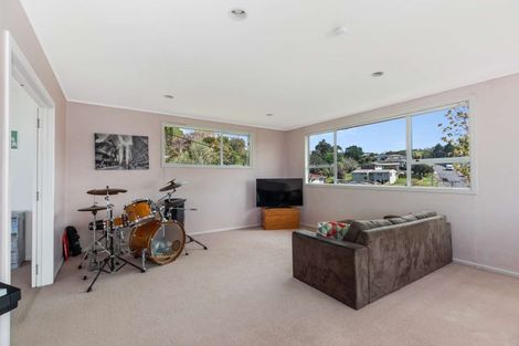 Photo of property in 83 Hendry Avenue, Hillsborough, Auckland, 1042