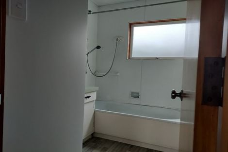 Photo of property in 1 Raekura Place, Redcliffs, Christchurch, 8081