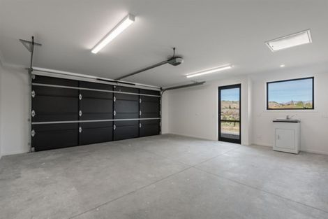 Photo of property in 12 Hebbard Court, Albert Town, Wanaka, 9305