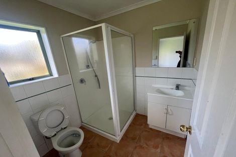 Photo of property in 2 Greenberry Drive, Ranui, Auckland, 0612