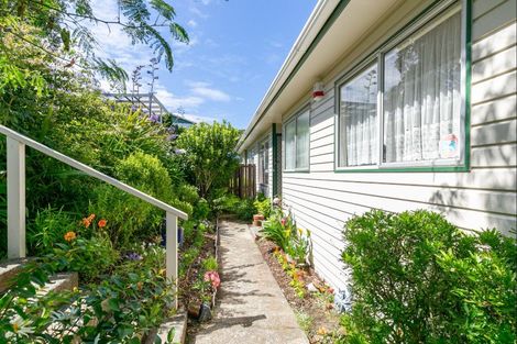 Photo of property in 15a Florio Terrace, Tawa, Wellington, 5028