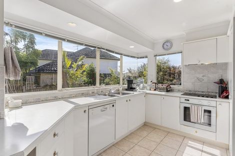 Photo of property in 2/62 Orangewood Drive, Northpark, Auckland, 2013