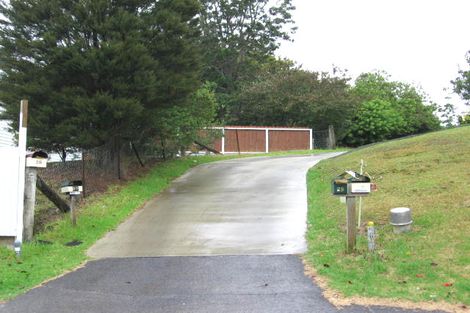 Photo of property in 2/25 Lucinda Place, Glen Eden, Auckland, 0602