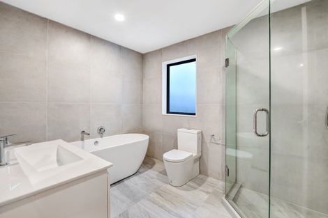 Photo of property in 241 West Hoe Heights, Orewa, 0931