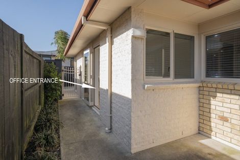 Photo of property in 27 Mcleod Place, Papamoa Beach, Papamoa, 3118