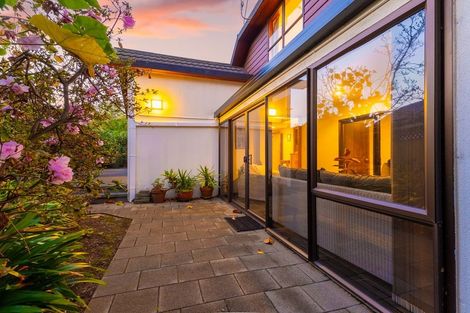 Photo of property in 10 Edgewater Street, Waikanae, 5036