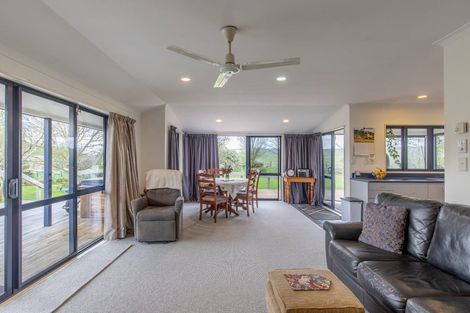 Photo of property in 425 Te Kura Road, Otane, 4277