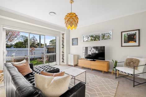 Photo of property in 36 Stapletons Road, Richmond, Christchurch, 8013