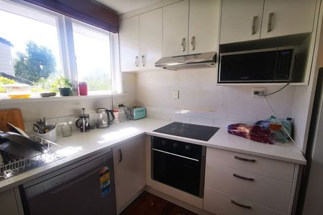 Photo of property in 17 Fraser Road, Narrow Neck, Auckland, 0624