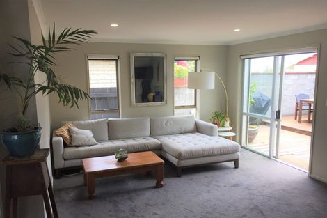 Photo of property in 78 Gover Street, New Plymouth, 4310