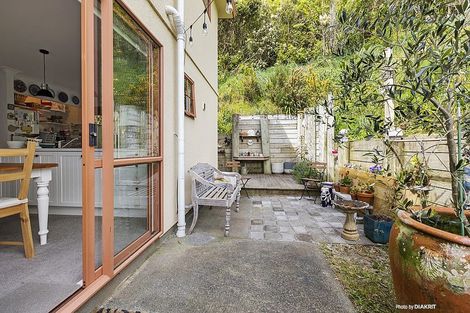 Photo of property in 79a Woodhouse Avenue, Karori, Wellington, 6012