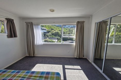 Photo of property in 13 Waikare Street, Karori, Wellington, 6012