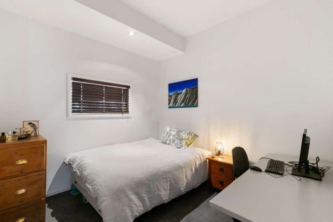 Photo of property in Stadium Garden Flats, 314/107 Thorndon Quay, Pipitea, Wellington, 6011