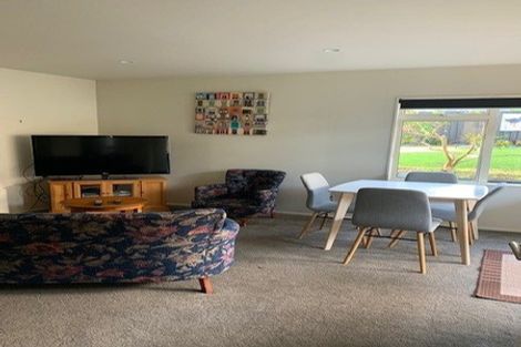 Photo of property in 1/20 Rangitoto Terrace, Milford, Auckland, 0620