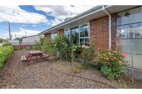 Photo of property in 1/377 Yaldhurst Road, Russley, Christchurch, 8042