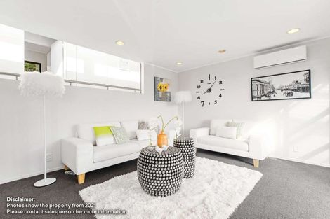 Photo of property in 2/4 Dorrit Lane, Howick, Auckland, 2014