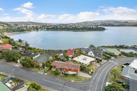 Photo of property in 2 Leeward Drive, Whitby, Porirua, 5024