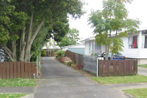Photo of property in 24 Yearsley Place, Manurewa, Auckland, 2102