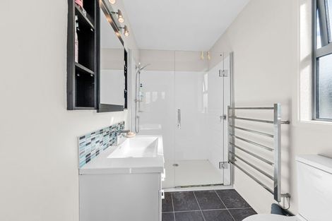 Photo of property in 14e Maple Crescent, Whalers Gate, New Plymouth, 4310