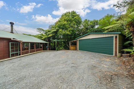Photo of property in 39 Avro Road, Blue Mountains, Upper Hutt, 5371