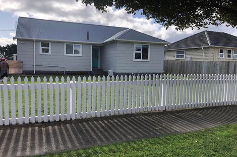 Photo of property in 11 Barton Grove, Naenae, Lower Hutt, 5011