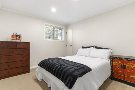 Photo of property in 21 Brooke Ridge Rise, East Tamaki Heights, Auckland, 2016