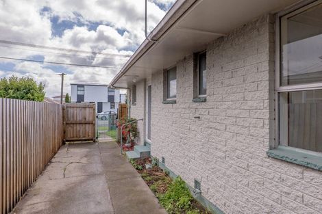 Photo of property in 35 Clive Street, Phillipstown, Christchurch, 8011