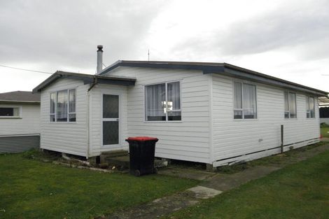 Photo of property in 6 Carlyle Street, Tuatapere, 9620