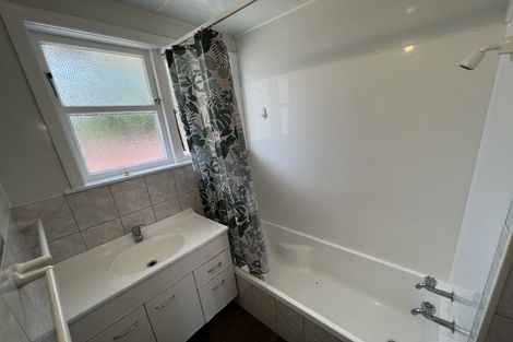 Photo of property in 15 Manawatu Street, Hokowhitu, Palmerston North, 4410