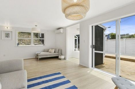 Photo of property in 101 Normandale Road, Normandale, Lower Hutt, 5010