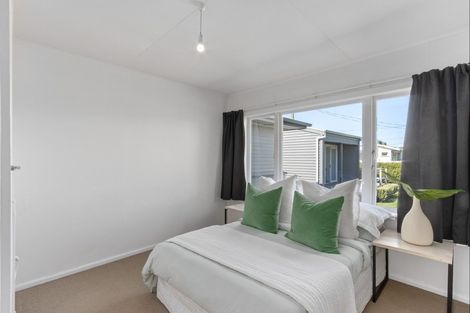 Photo of property in 7 Palmerston Road, Havelock North, 4130