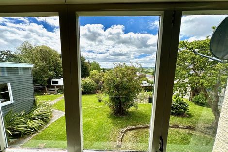 Photo of property in 228 Clyde Street, Balclutha, 9230