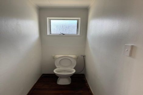 Photo of property in 2/14 Ballater Place, Highland Park, Auckland, 2010