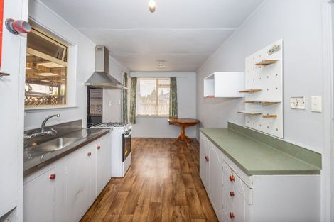 Photo of property in 42 Ross Crescent, Fairfield, Hamilton, 3214