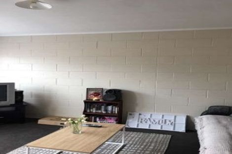 Photo of property in 57 Carrington Avenue, Silverdale, Hamilton, 3216