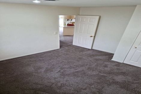 Photo of property in 6 Ali Place, Ranui, Auckland, 0612