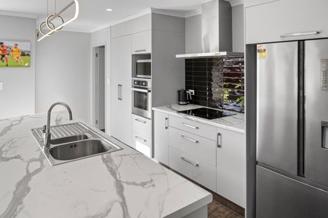 Photo of property in 10 Eastbank Drive, Katikati, 3129