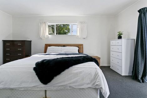 Photo of property in 4 Newberry Place, Richmond Heights, Taupo, 3330