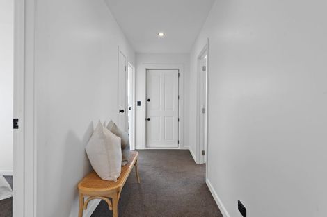 Photo of property in 17 Roberts Road, Hei Hei, Christchurch, 8042