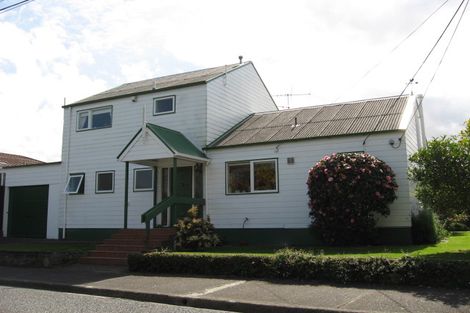 Photo of property in 319 Riverside Drive, Waterloo, Lower Hutt, 5011