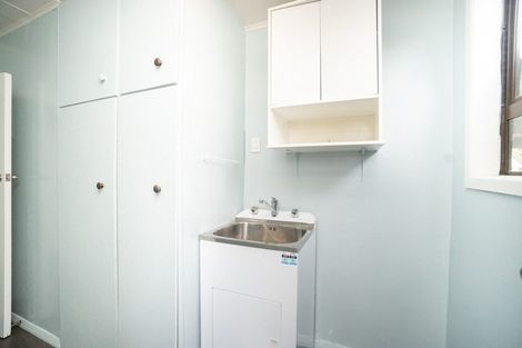 Photo of property in 24 Drake Street, Awapuni, Palmerston North, 4412