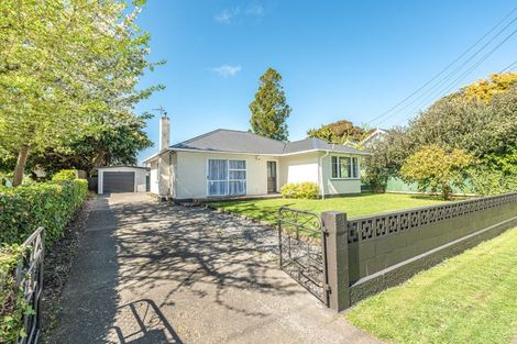 Photo of property in 2 Cumbrae Place, Aramoho, Whanganui, 4500