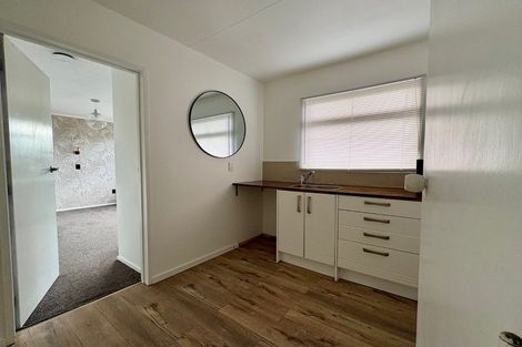 Photo of property in 21 Meadowbrook Drive, Cloverlea, Palmerston North, 4412