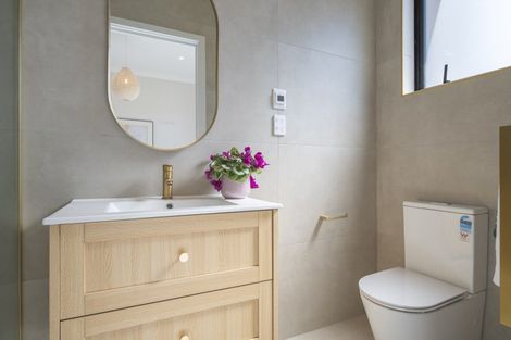 Photo of property in 25 Uatoto Road, Clarks Beach, 2122