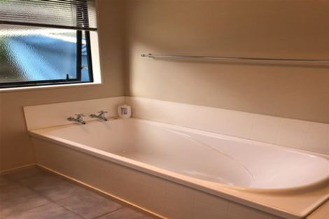 Photo of property in 248 Castlewold Drive, Bethlehem, Tauranga, 3110